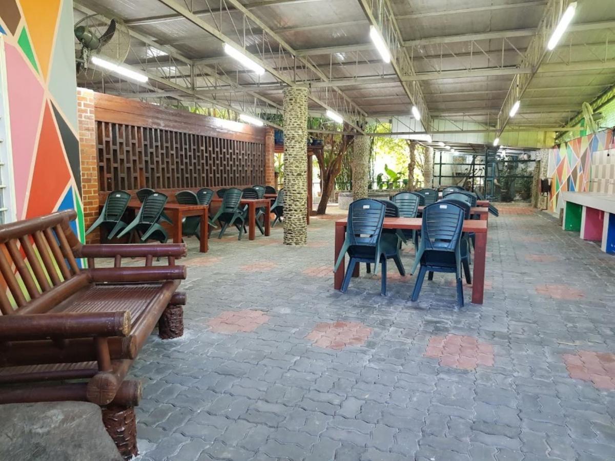 Oyo Homes 89429 Sr Villa Langkawi Kisap Bagian luar foto